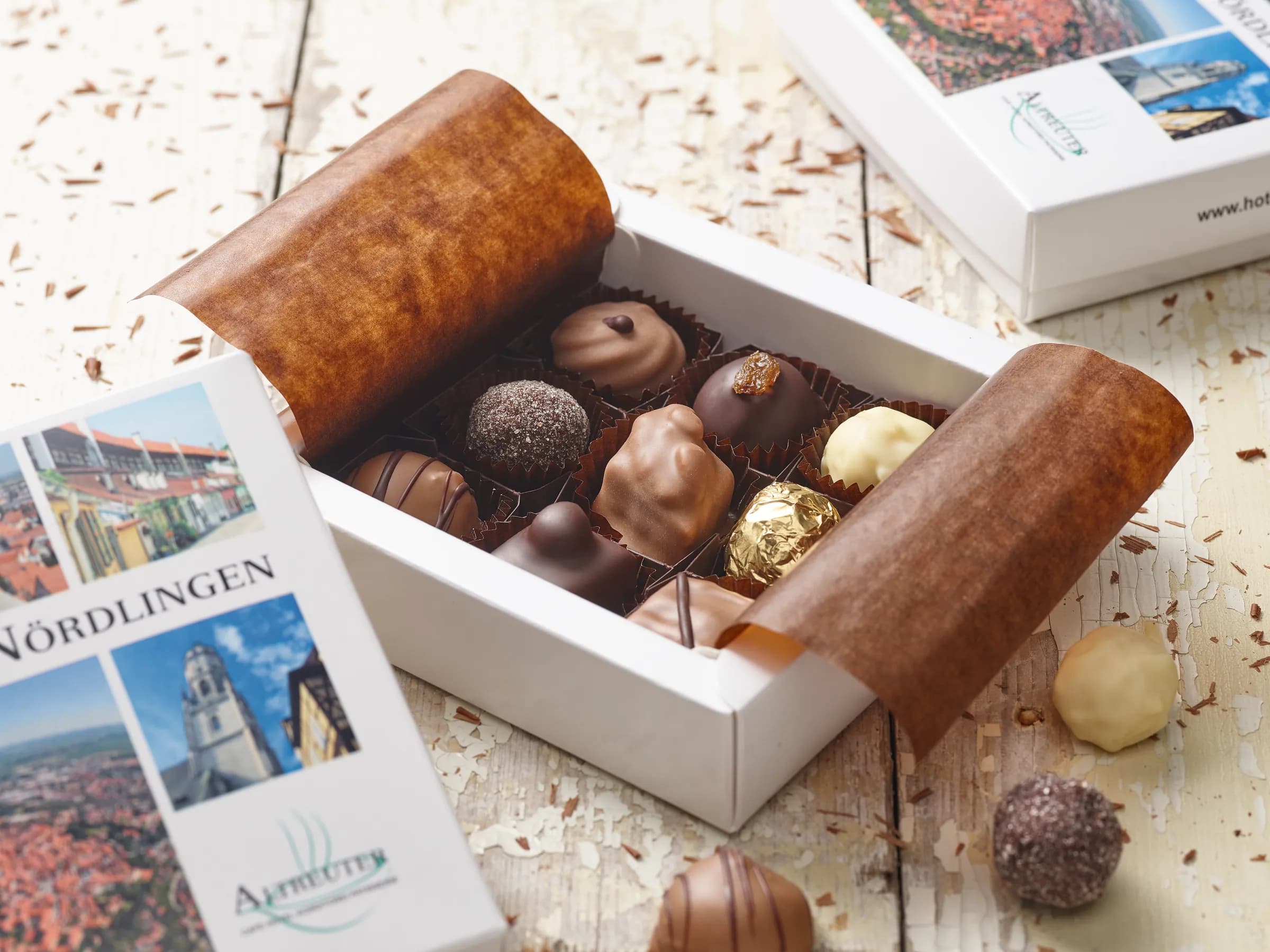 Pralinenschachtel mit Nördlingen-Motiv