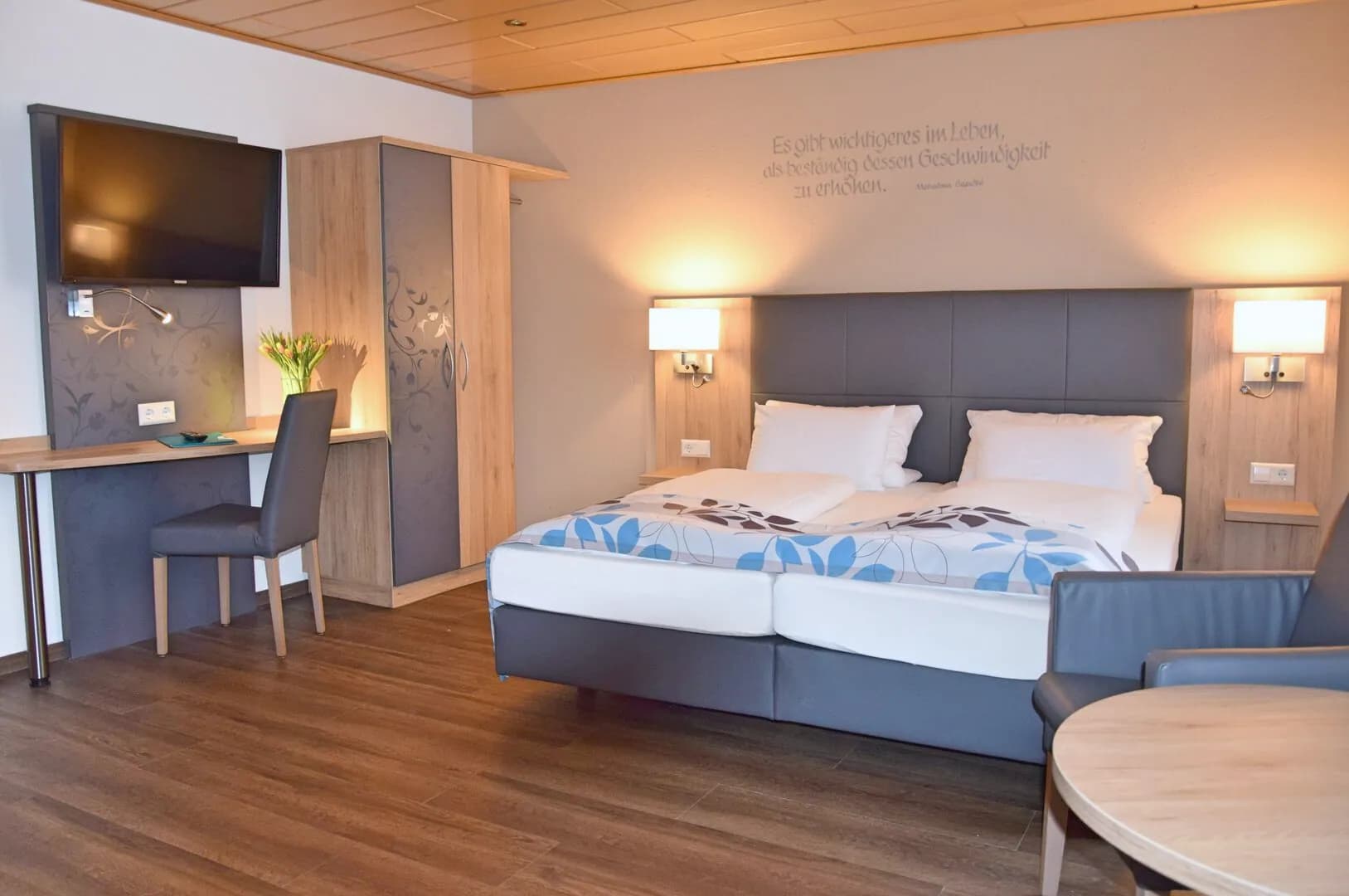 Ein renoviertes Zimmer